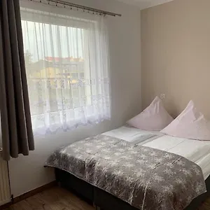  Privatunterkunft Solna Polen